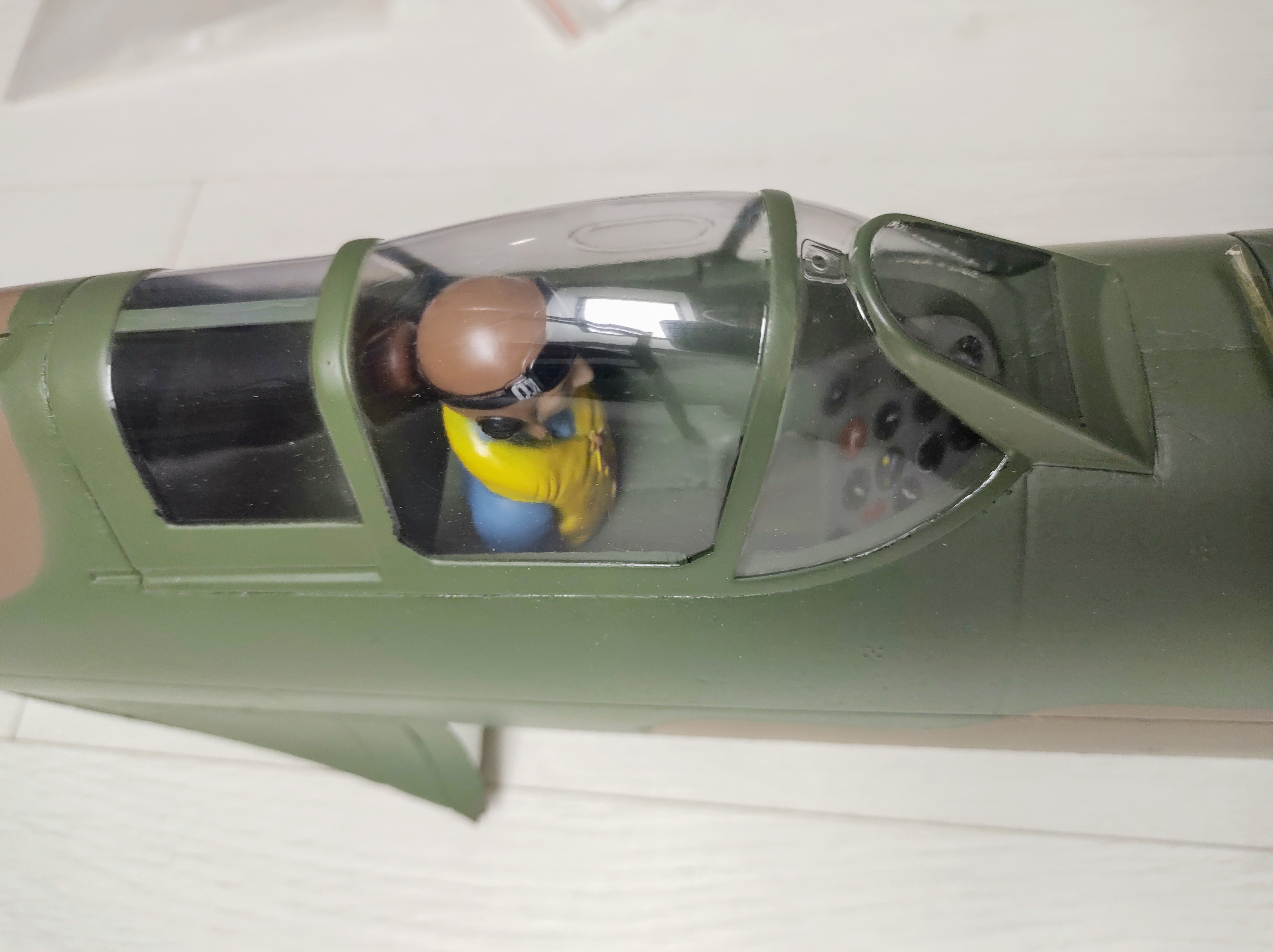  Durafly™ P-40N Warhawk1100mm 