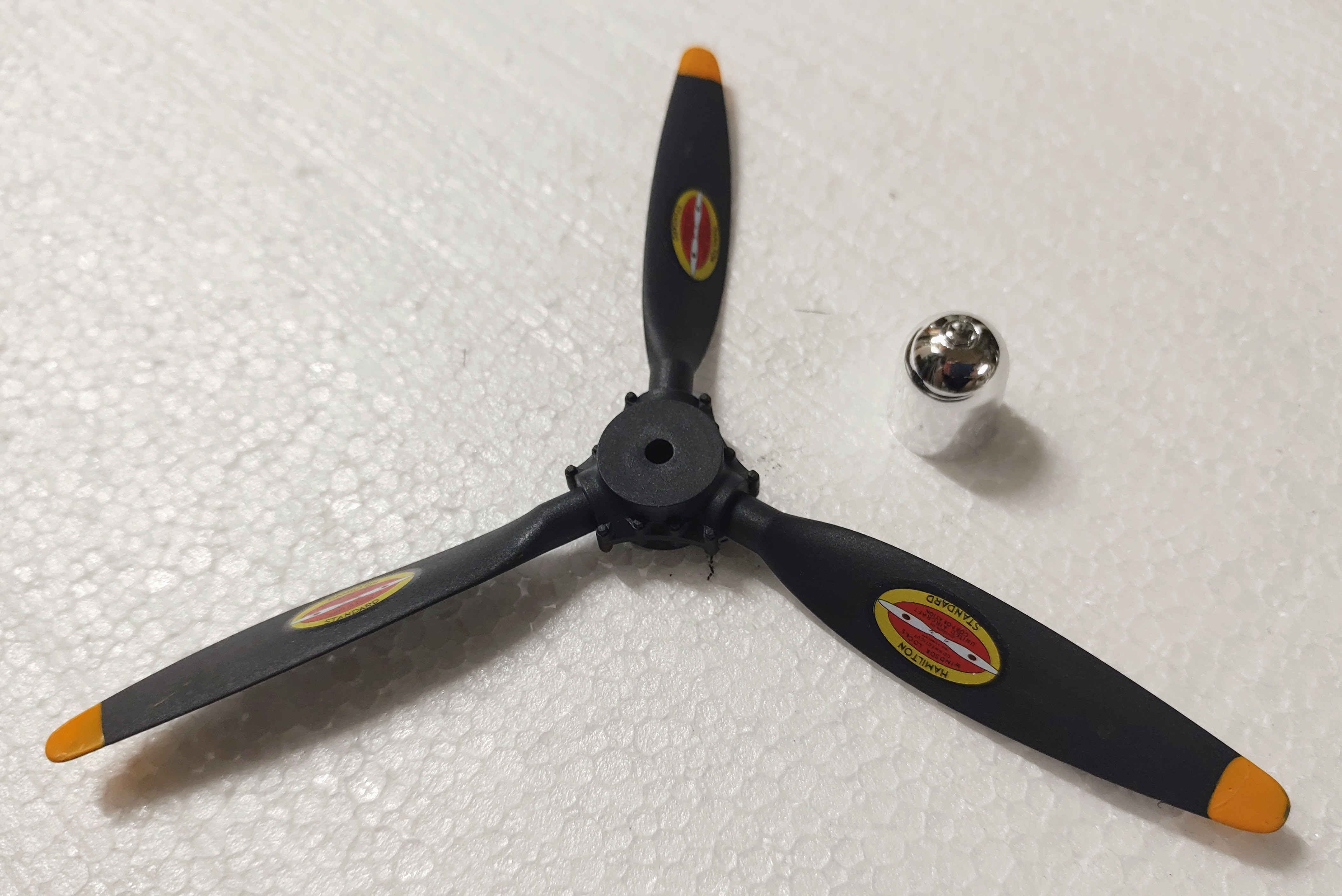 Vrtule B-25 Mitchell 7x6 levotočivá 