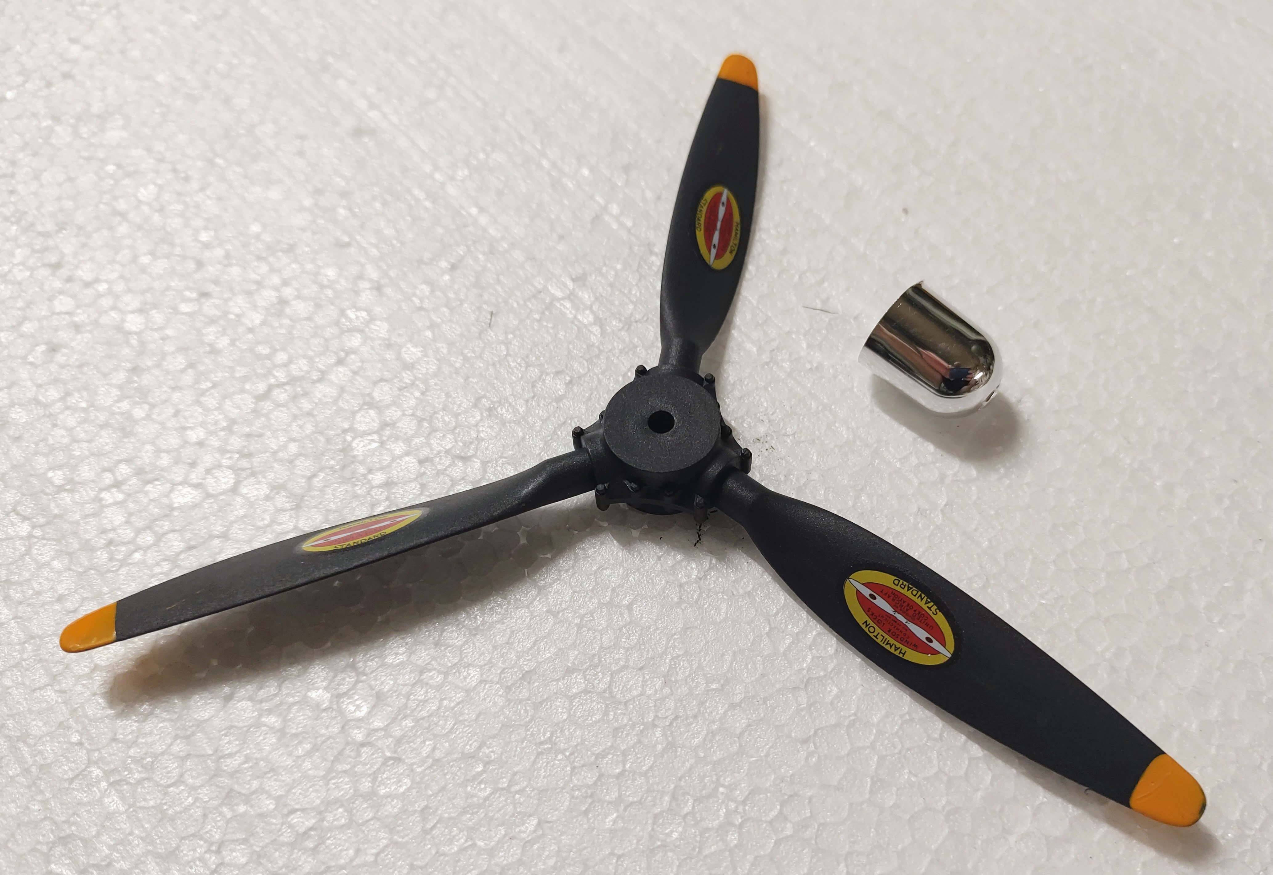 Vrtule B-25 Mitchell 7x6 levotočivá 