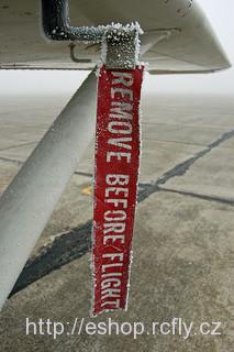 REMOVE BEFORE FLIGHT- klíčenka